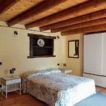 Farmház Eleonora Argegno