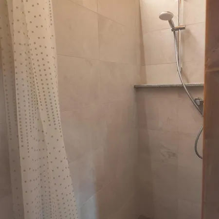 Eleonora Farm stay Argegno